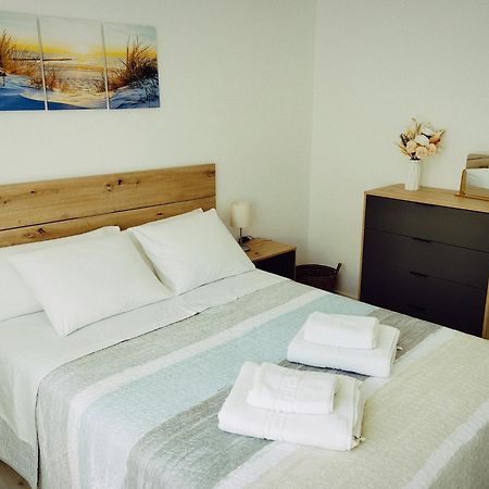 Apartamentos La Capilla Villanueva De Arosa Cameră foto