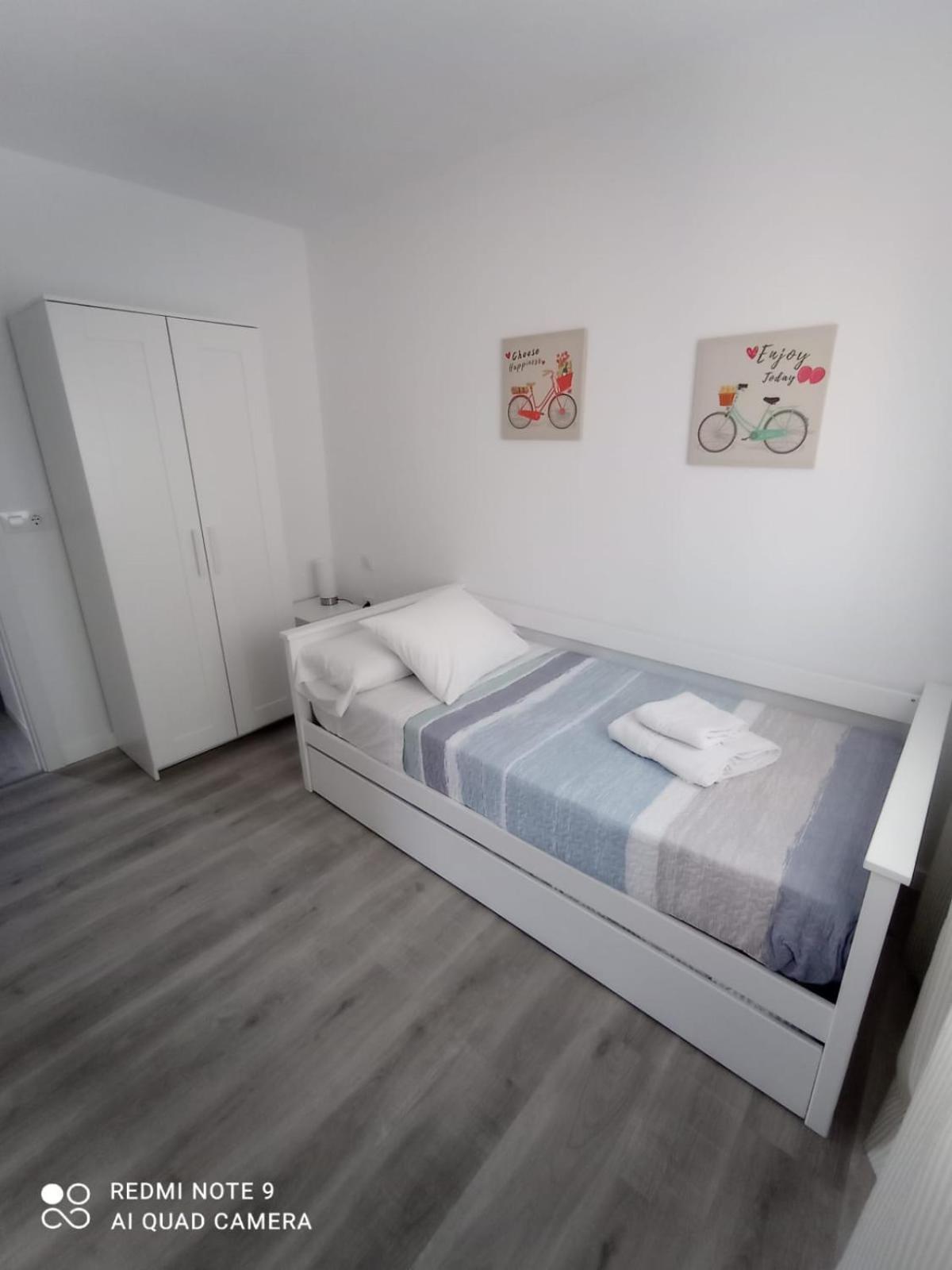Apartamentos La Capilla Villanueva De Arosa Exterior foto